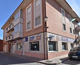 Vista exterior de Local de lloguer en Pedrajas de San Esteban