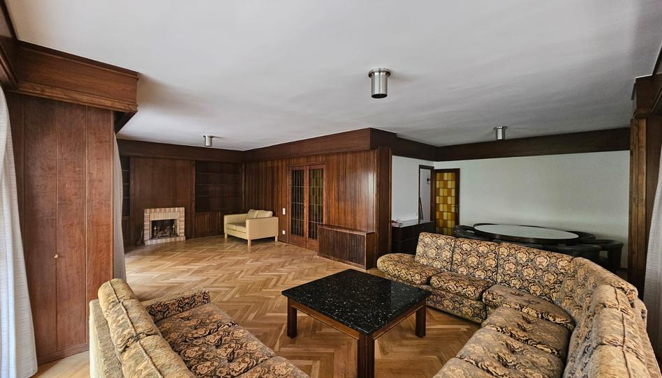 Photo 1 of Flat to rent in Carrer de Castellnou, Les Tres Torres, Barcelona