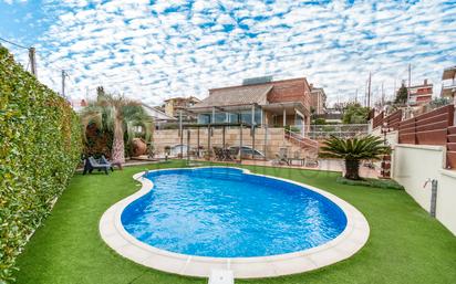 Swimming pool of House or chalet for sale in Vallromanes  with Air Conditioner, Heating and Private garden