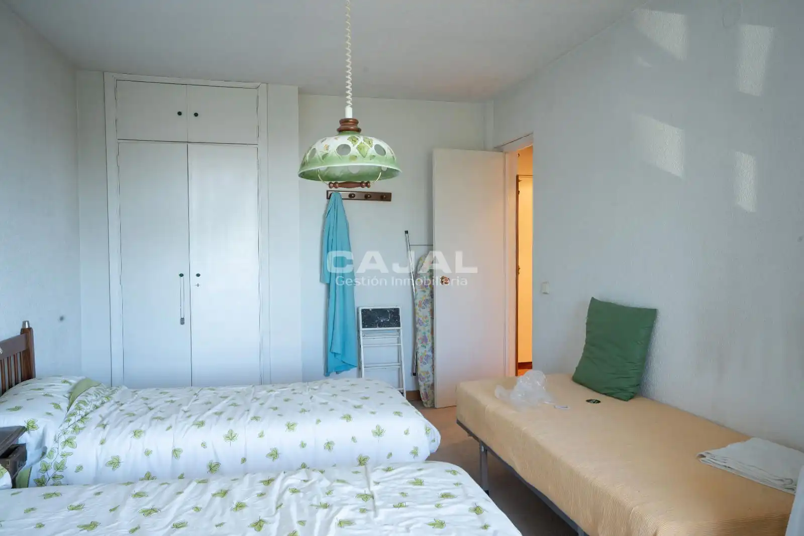 Habitación de Piso en venta en Cerezo de Arriba con Calefacción y Terraza