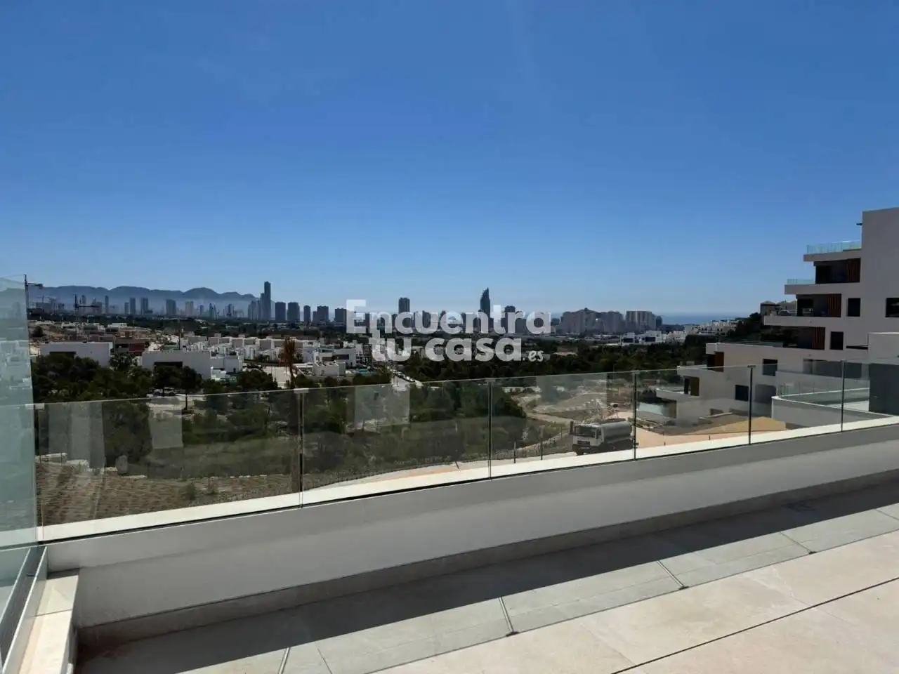 Flat with terrace for sale in Calle Bolivia, imagen 2