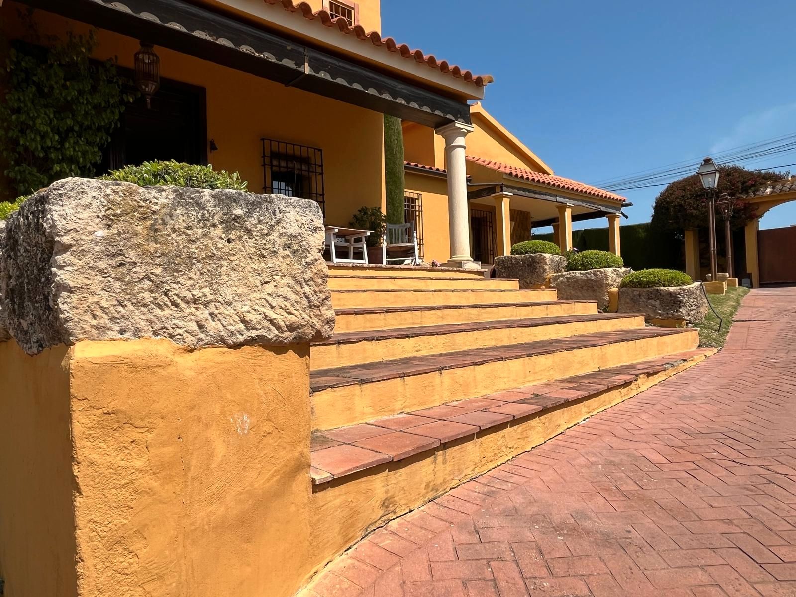 Exterior view of House or chalet for sale in  Córdoba Capital  with Air Conditioner, Heating and Private garden