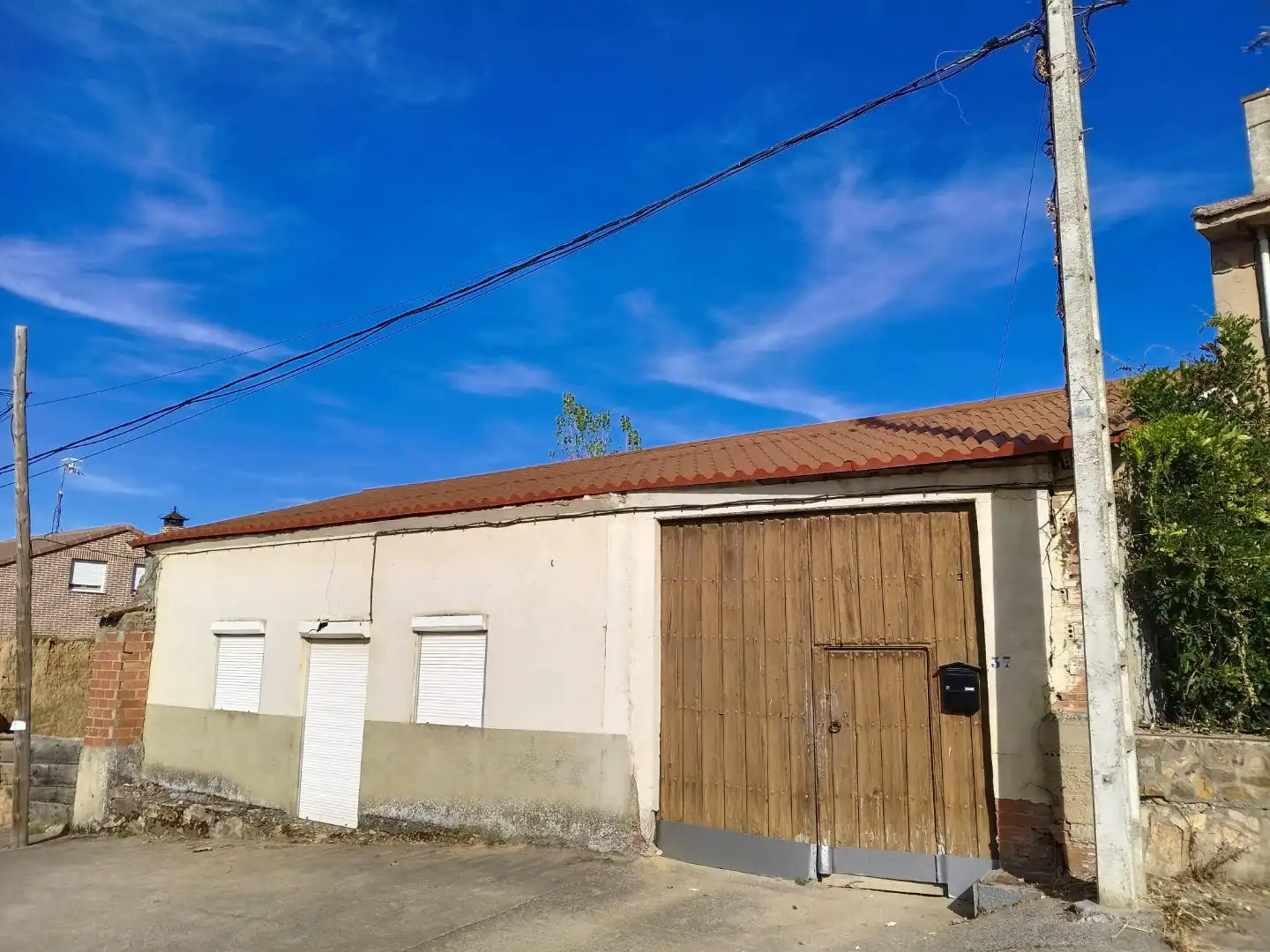 Vista exterior de Casa o chalet en venta en Pueblica de Valverde, Zamora