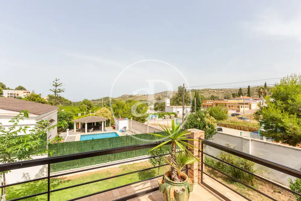 Vista exterior de Casa o chalet en venta en Chiva con Aire acondicionado, Calefacción y Jardín privado