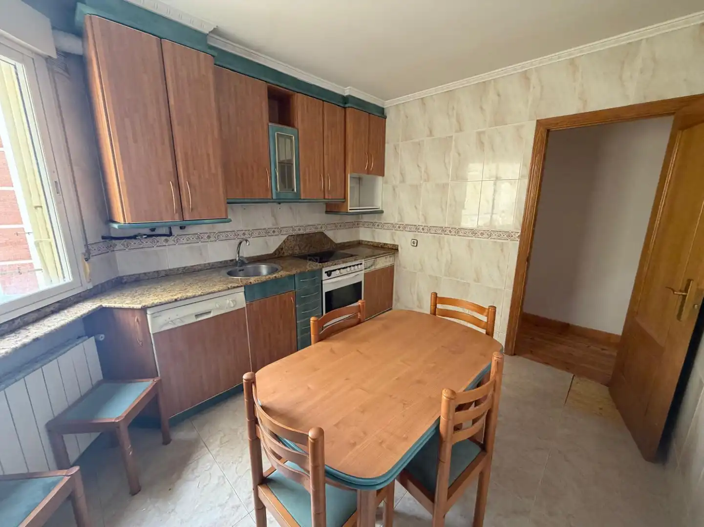 Kitchen of Flat for sale in  Logroño  with Heating