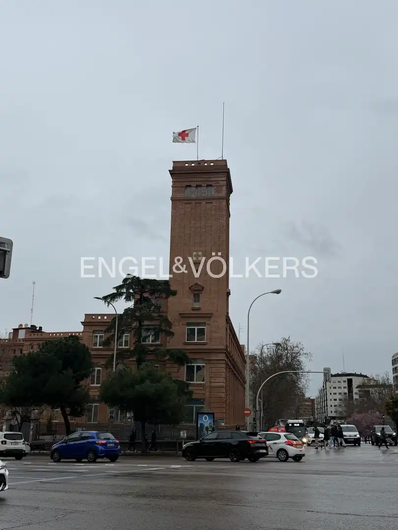 Vista exterior de Pis de lloguer en Madrid amb Aire condicionat, Calefacció i Balcó
