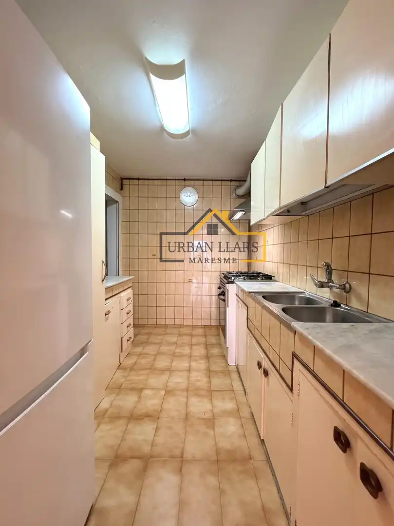 Kitchen of Flat for sale in Mataró  with Balcony