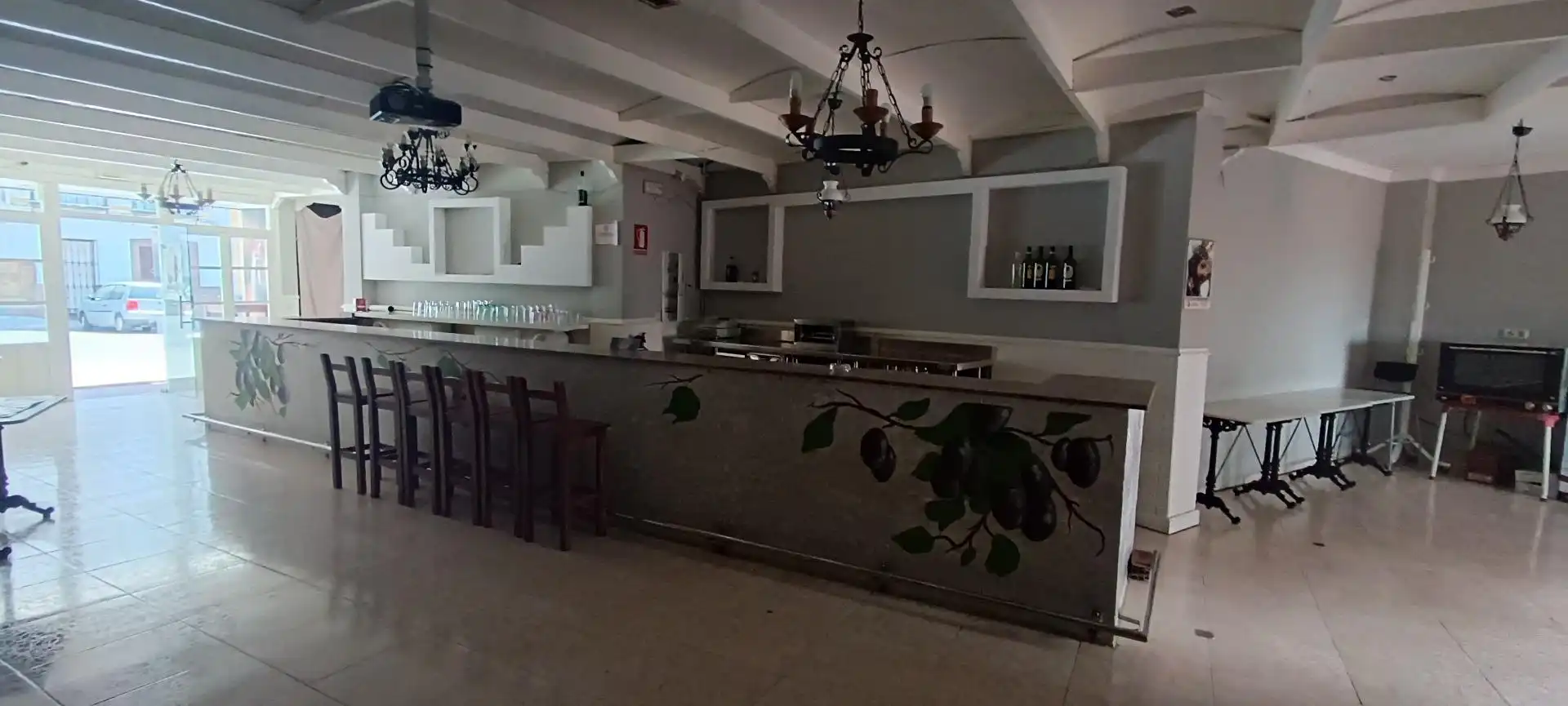 Local comercial en venda a Baena