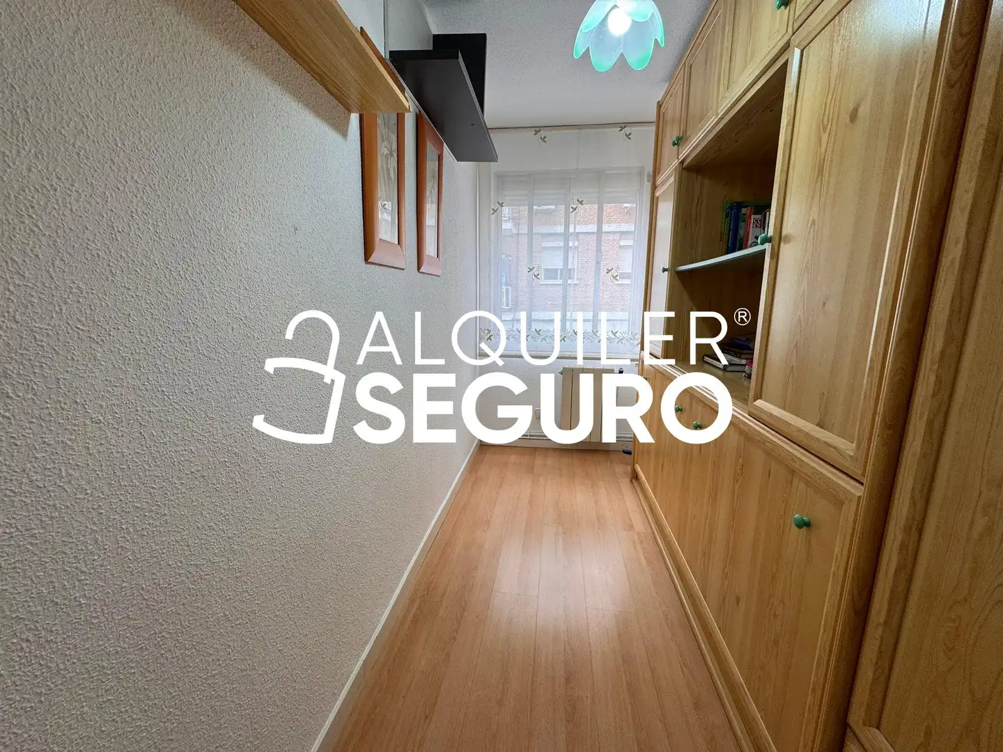 Piso de alquiler en Capitan de la Gándara, Opañel