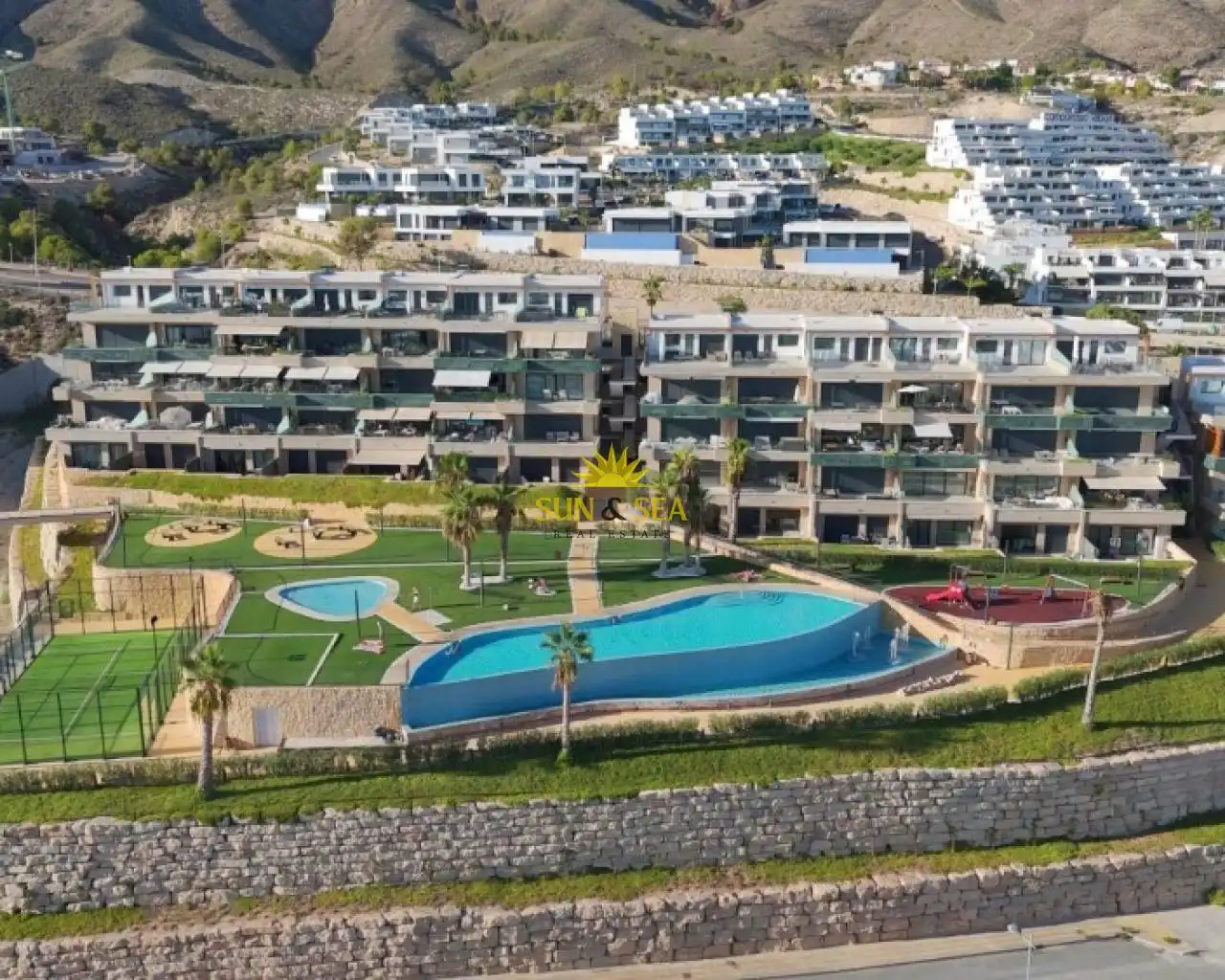 Vista exterior de Planta baja de alquiler en Finestrat con Aire acondicionado, Calefacción y Terraza