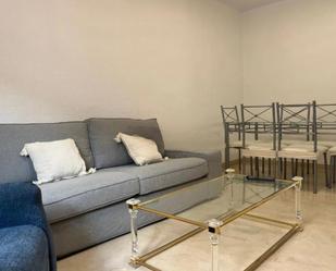 Living room of Flat to rent in  Granada Capital  with Balcony