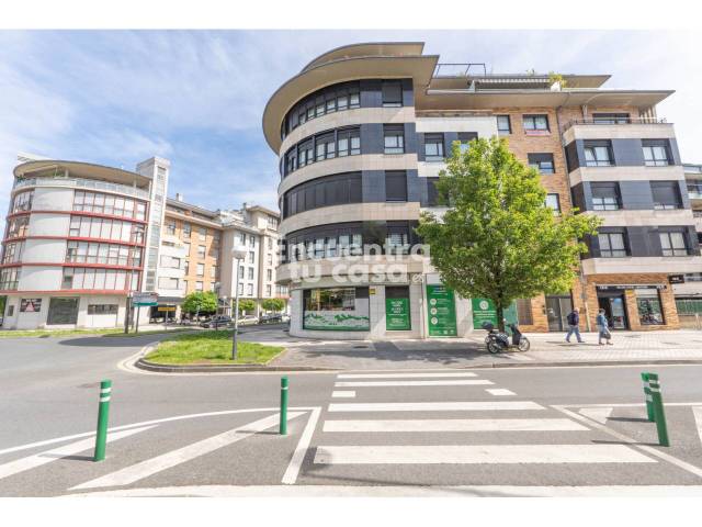 Local comercial en Venta en Alzukaitz en Palmera - Dumboa - Arbes