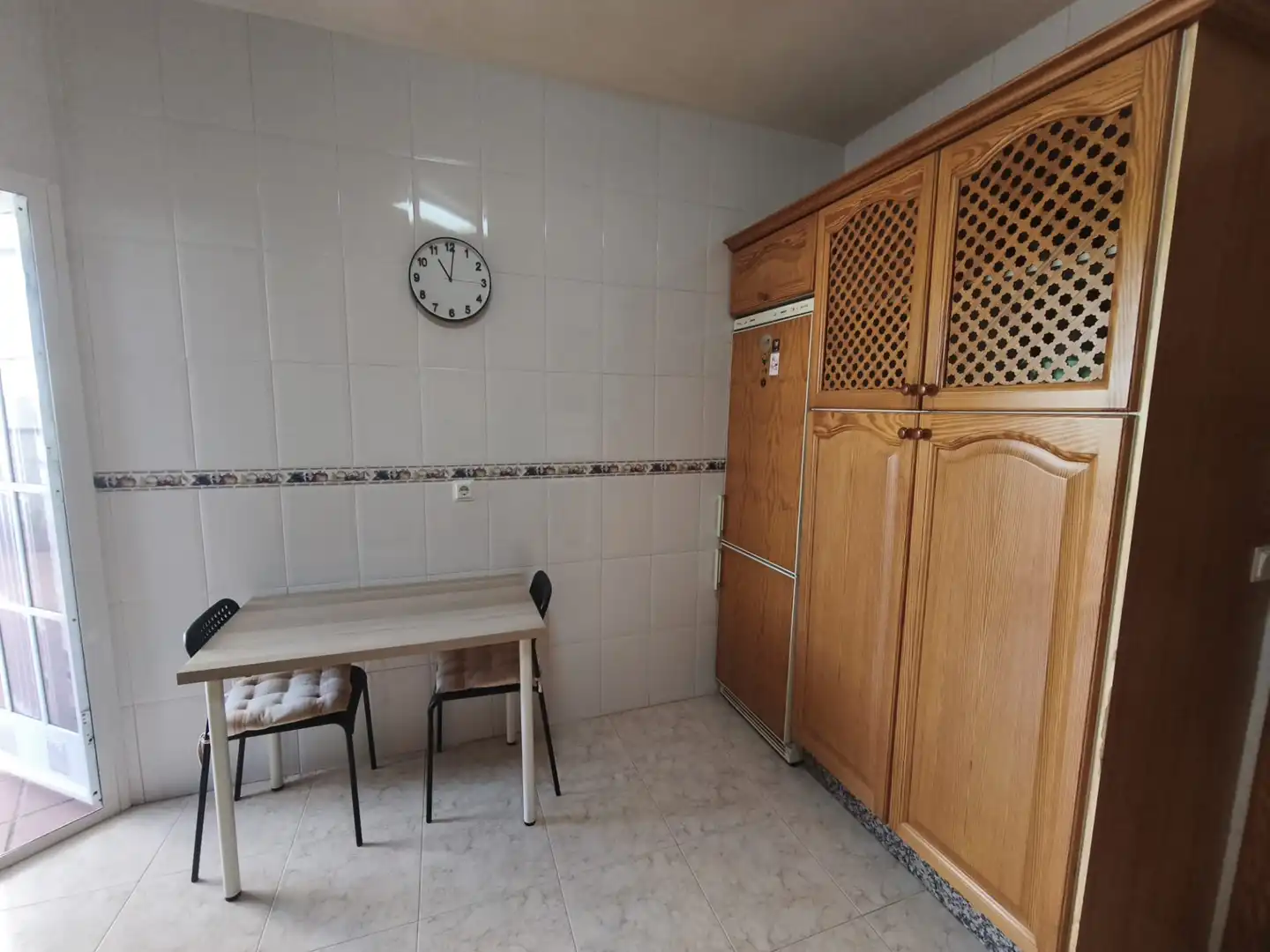 Cocina de Piso de alquiler en Cártama con Terraza, Trastero y Amueblado