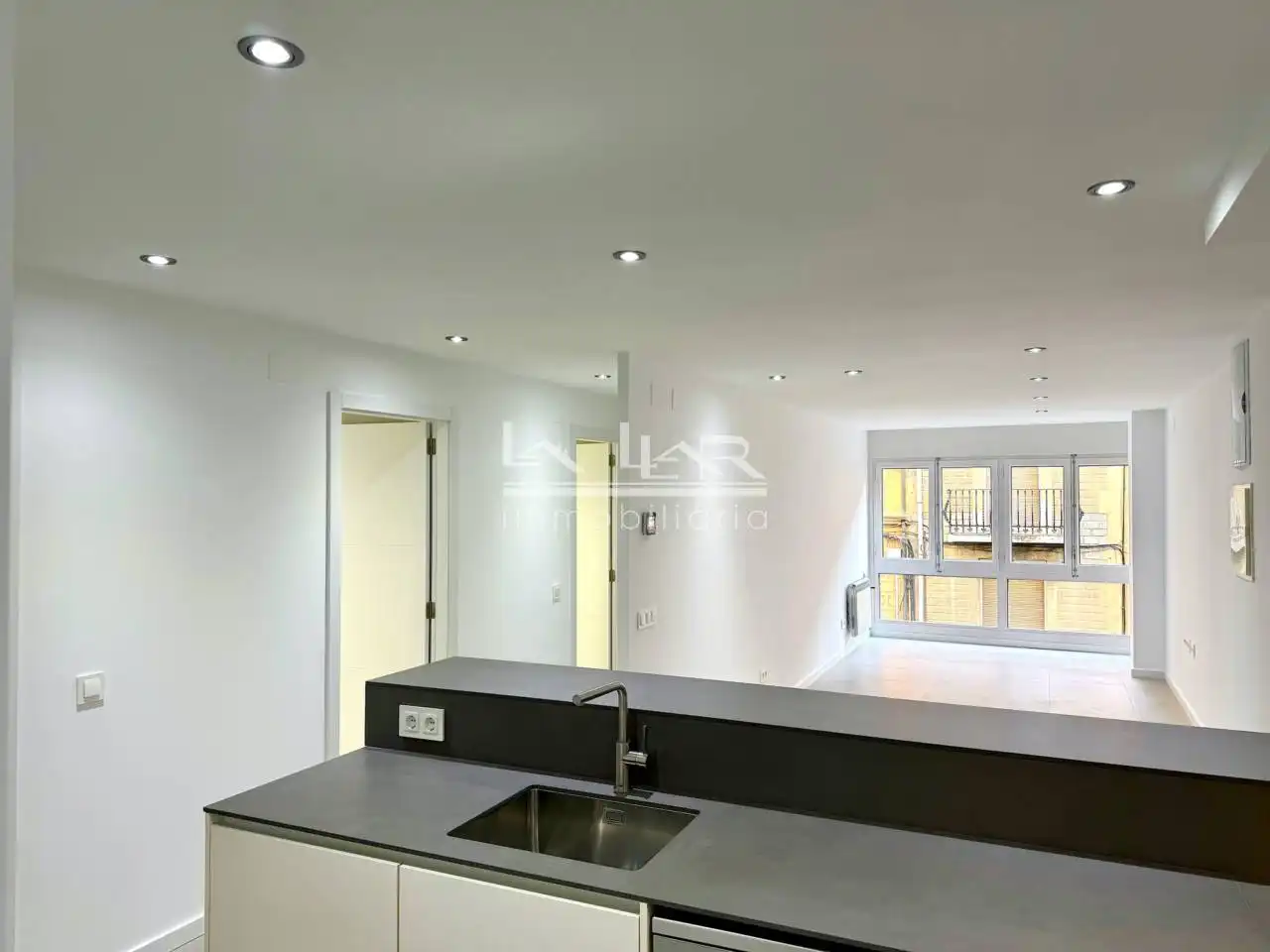 Cocina de Piso de alquiler en Vic con Calefacción y Balcón