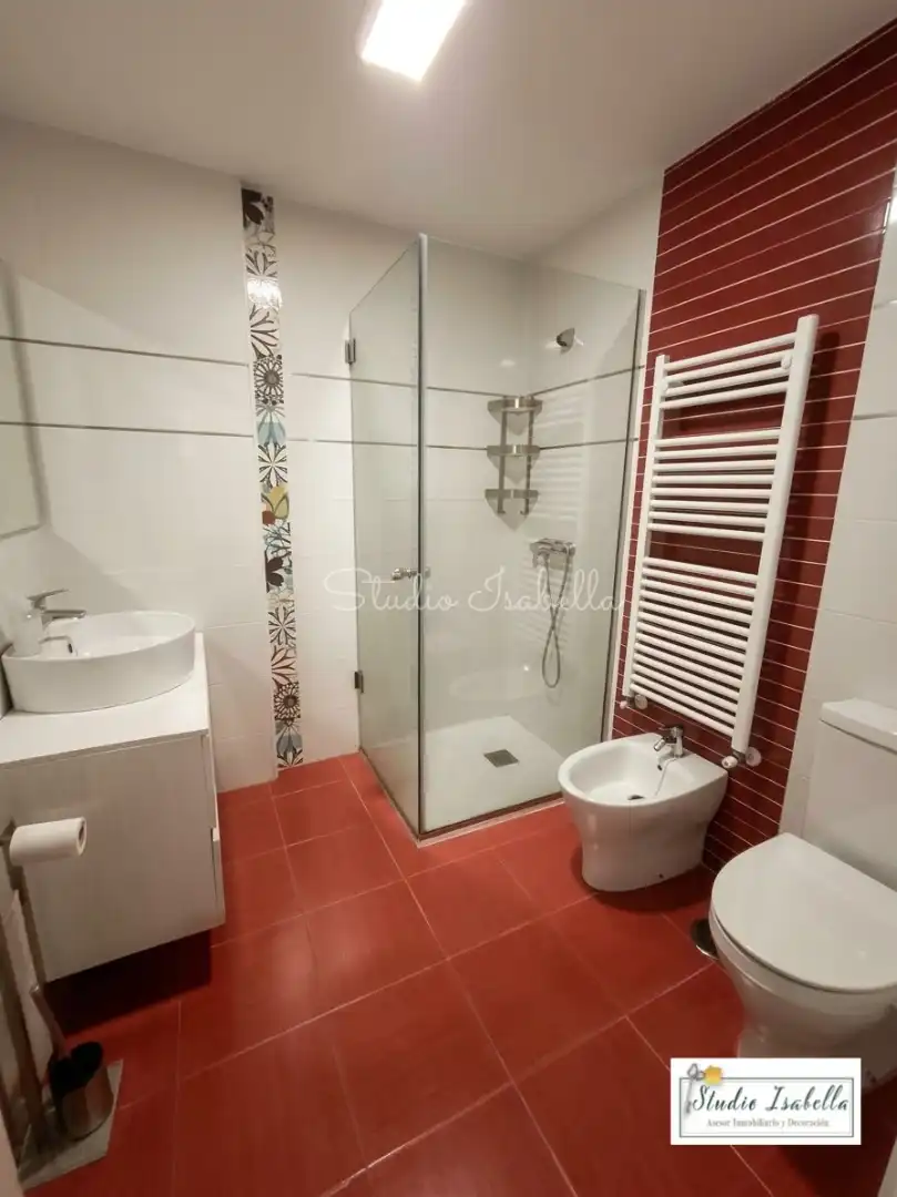 Flat with balcony to rent in Calle Río Arlés, imagen 22