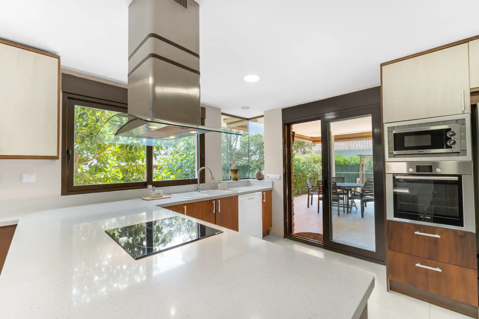 Kitchen of Houses for sale in El Campello  with Air Conditioner, Heating and Private garden