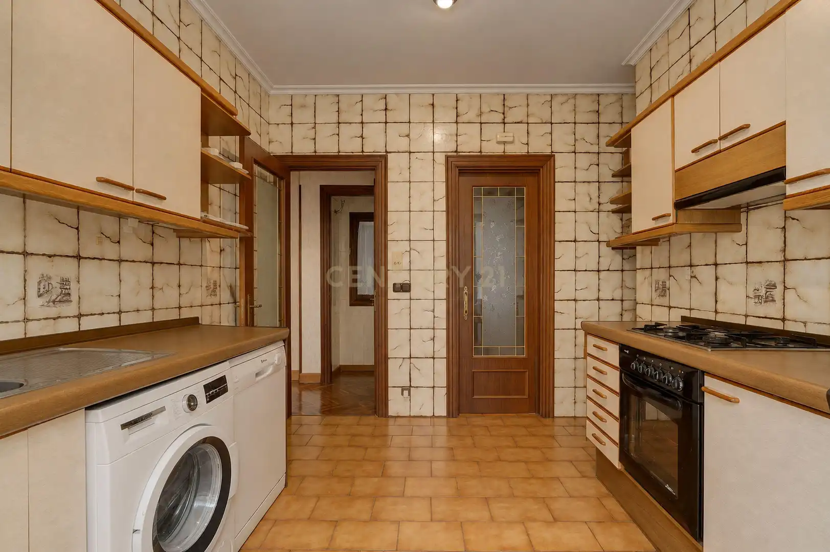 Cuina de Apartament en venda en Irun  amb Traster i Balcó