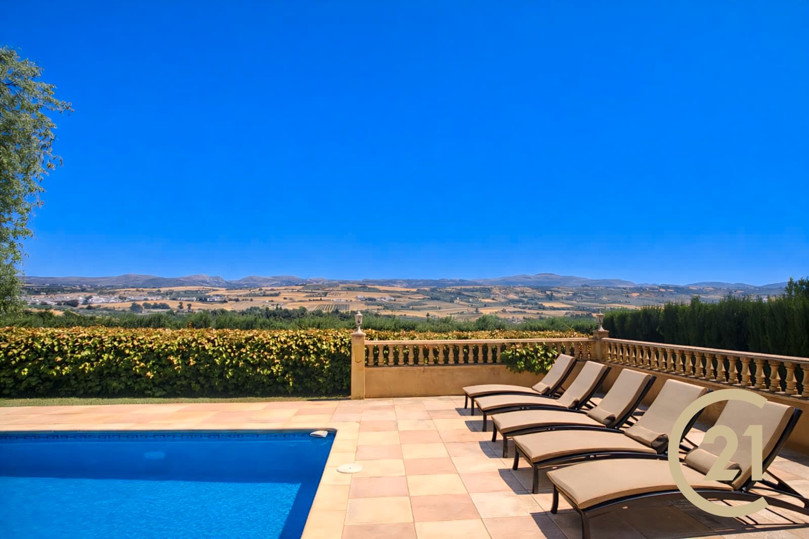 Piscina de Casa o xalet en venda en Ronda amb Aire condicionat, Calefacció i Jardí privat
