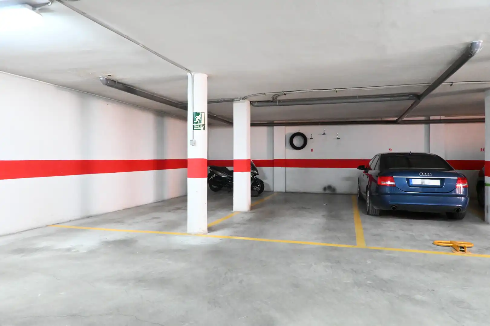 Parkplatz von Wohnung zum Verkauf in Las Gabias mit Klimaanlage, Abstellraum und Möbliert