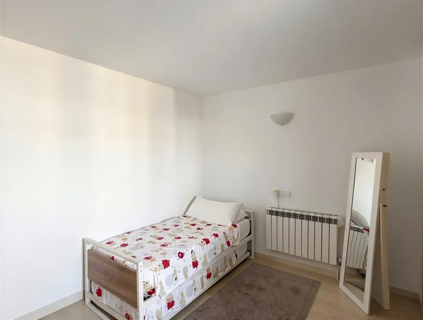 Dormitori de Apartament de lloguer en  Palma de Mallorca amb Aire condicionat, Calefacció i Terrassa