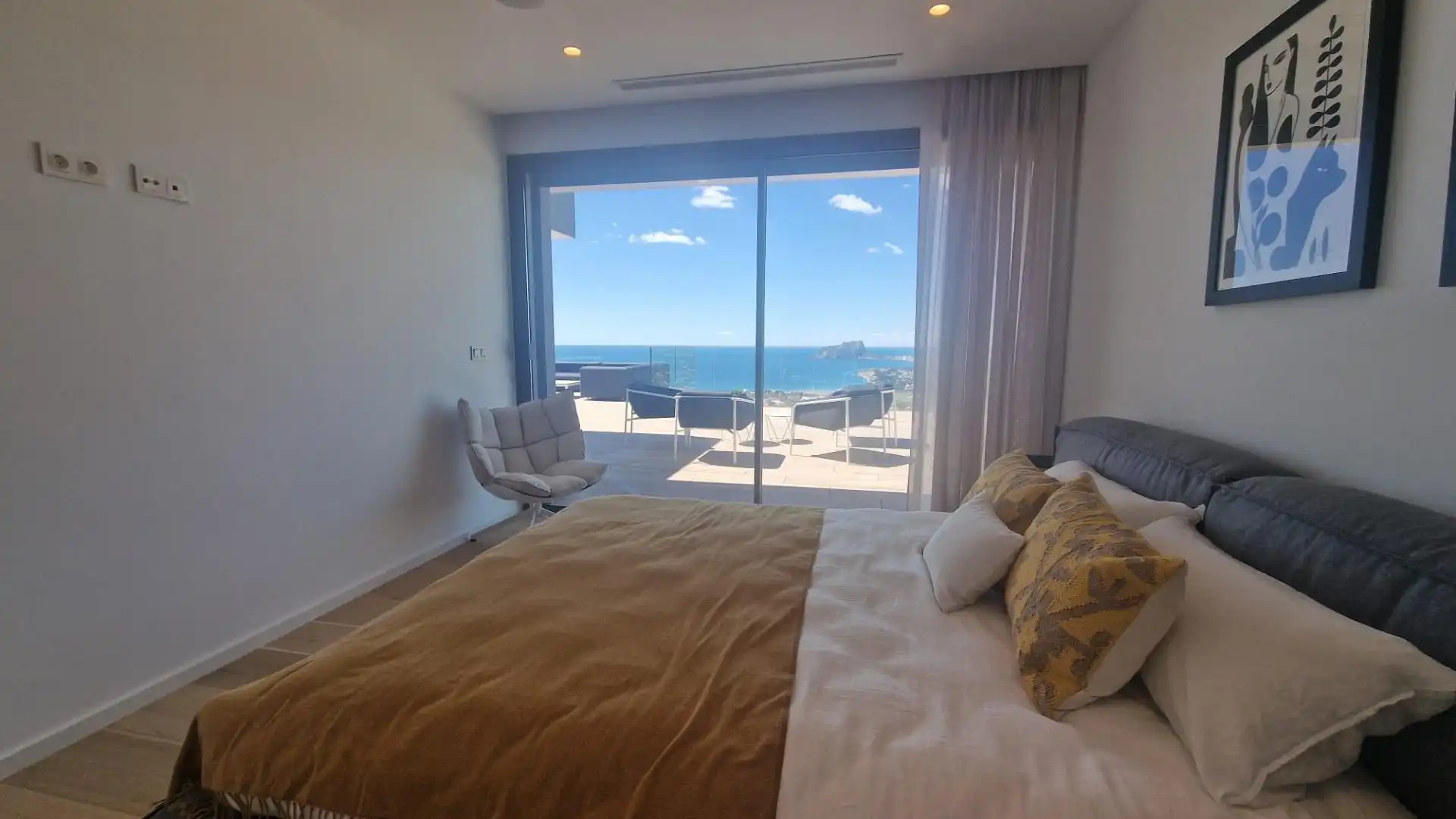 Detached house with pool for sale in Cumbre del Sol, imagen 18