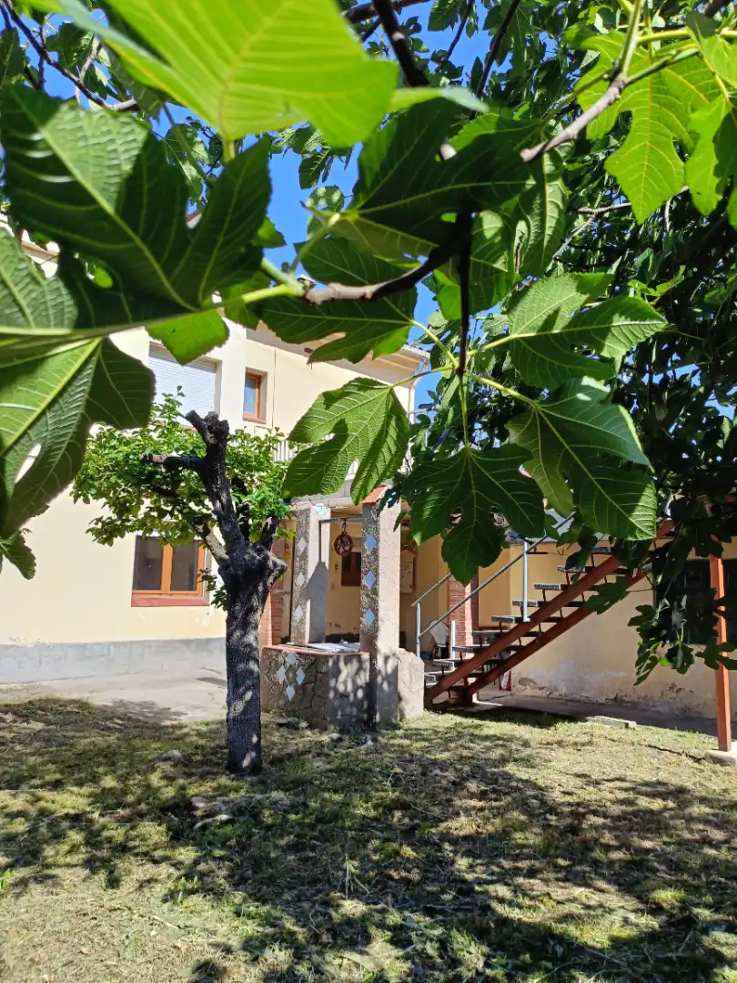 Vista exterior de Casa o xalet en venda en Girona amb Calefacció, Jardí privat i Parquet