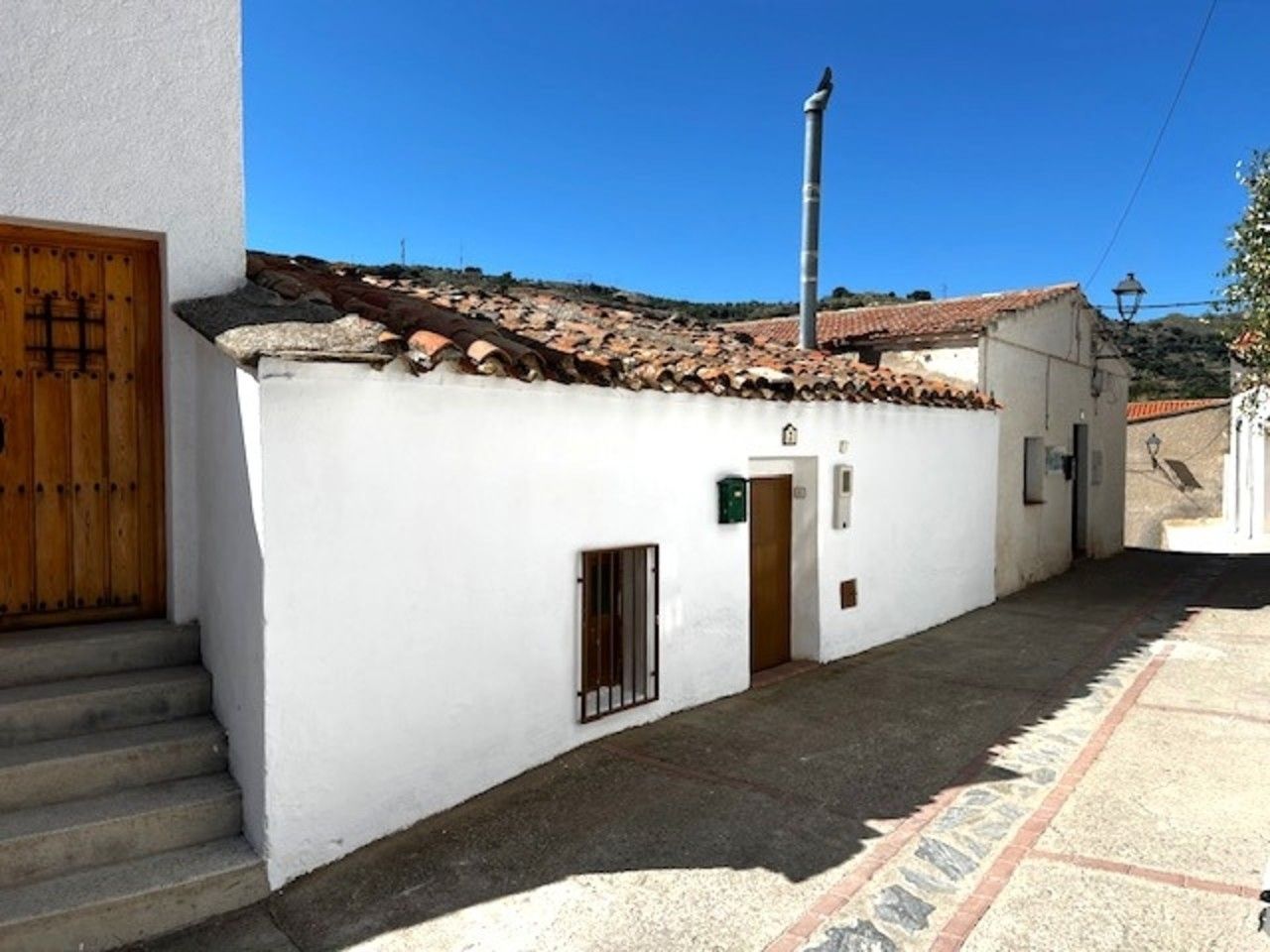 Vista exterior de Finca rústica en venda en Benizalón amb Terrassa