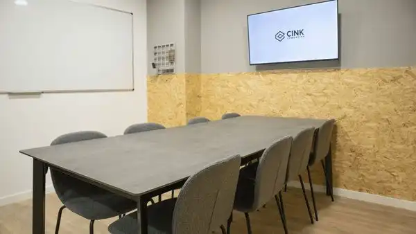 Büro zur Miete in Madrid mit Klimaanlage, Heizung und Terrasse