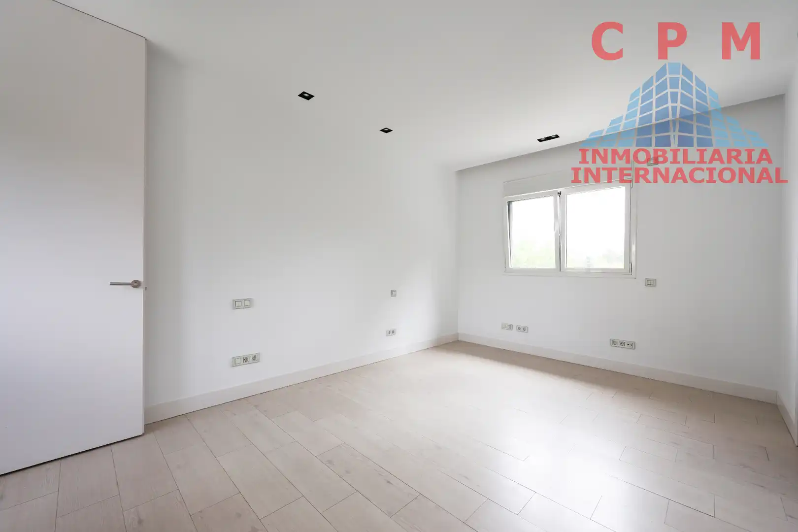 Dormitori de Casa o xalet de lloguer en Madrid amb Aire condicionat, Calefacció i Jardí privat