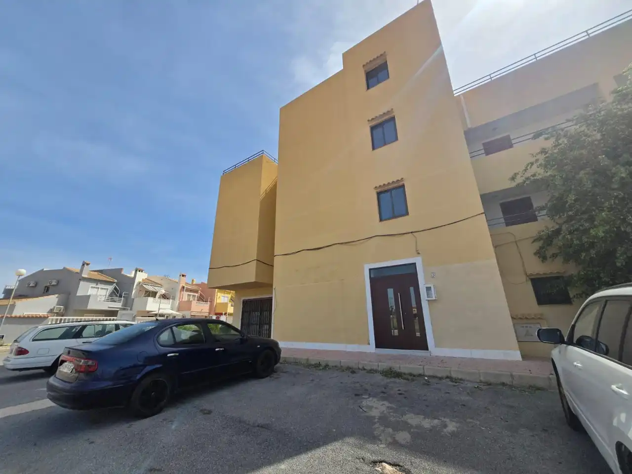 Vista exterior de Estudio en venta en Torrevieja con Aire acondicionado, Calefacción y Terraza