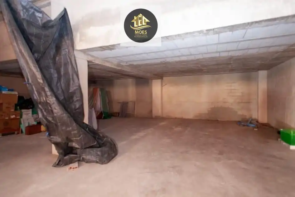 Business premises for sale in La Zarzuela - San José - Belén