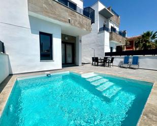 Swimming pool of House or chalet for sale in Torrevieja  with Air Conditioner, Swimming Pool and Balcony