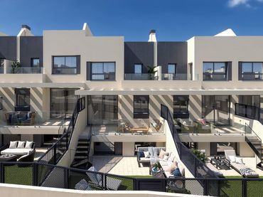 Adosado con piscina en venta en Capistrano