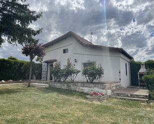 Exterior view of House or chalet for sale in Madrigalejo del Monte