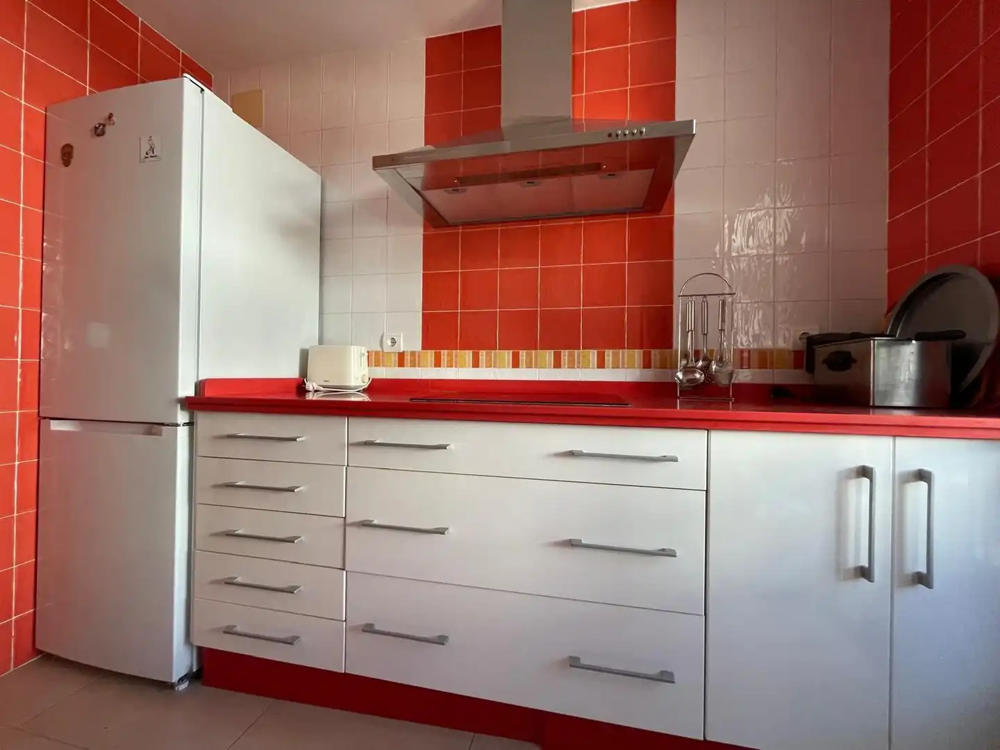 Cocina de Apartamento de alquiler en El Rompido con Aire acondicionado, Calefacción y Amueblado