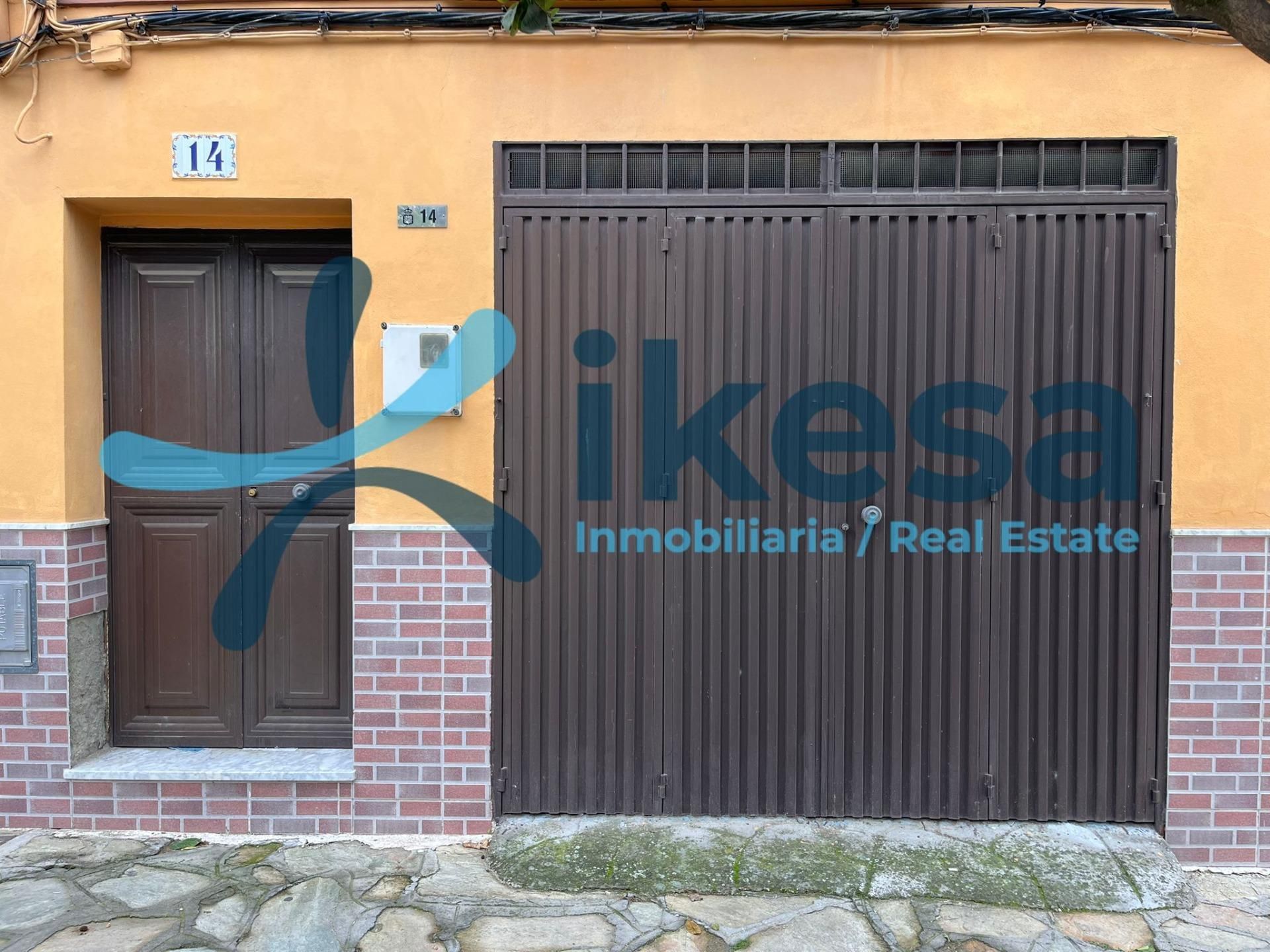 Exterior view of Single-family semi-detached for sale in Morón de la Frontera