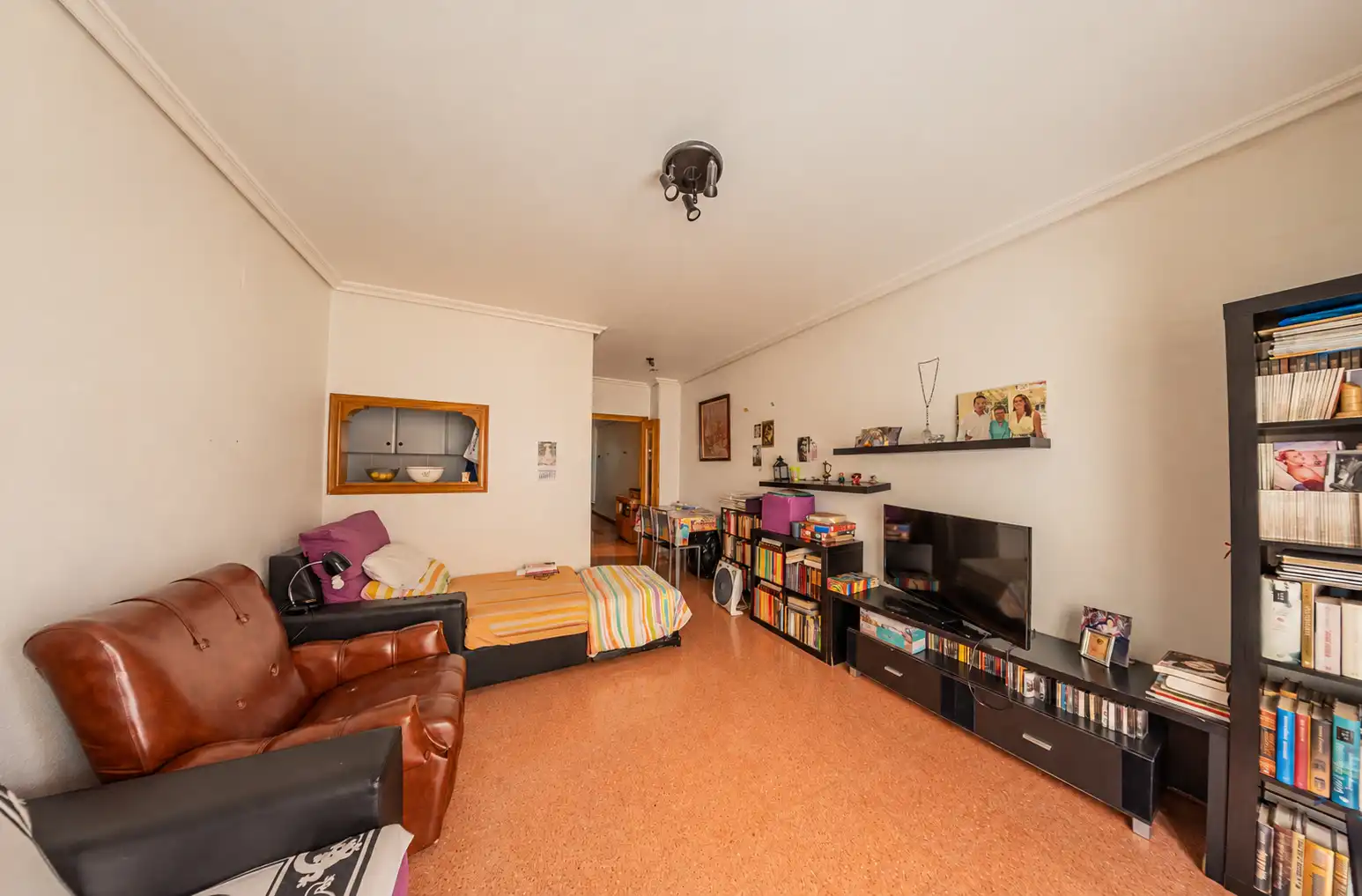 Piso con terraza en venta en Calle Vara de Rey, imagen 3