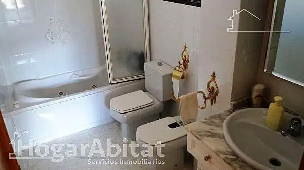 Bathroom of Houses for sale in Sueca  with Air Conditioner, Heating and Private garden