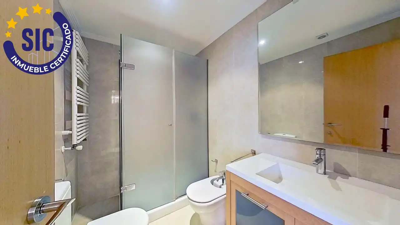 Bathroom of Houses for rent in Chiva  with Heating and Terrace