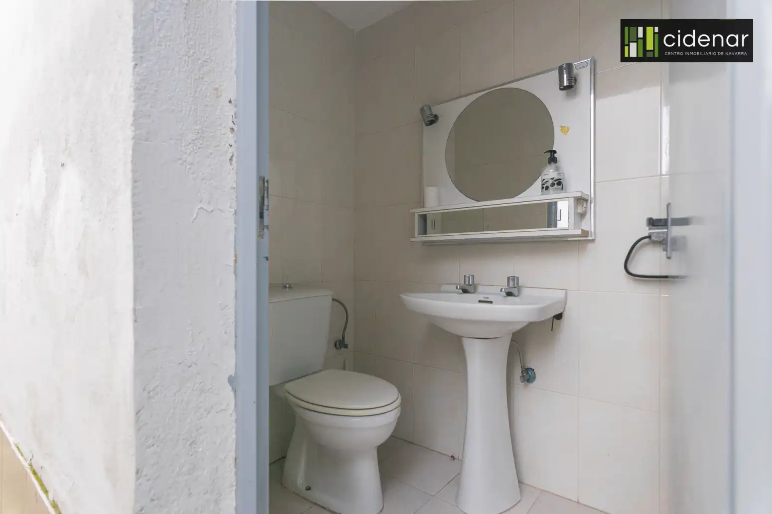Baño de Terreno en venta en  Pamplona / Iruña