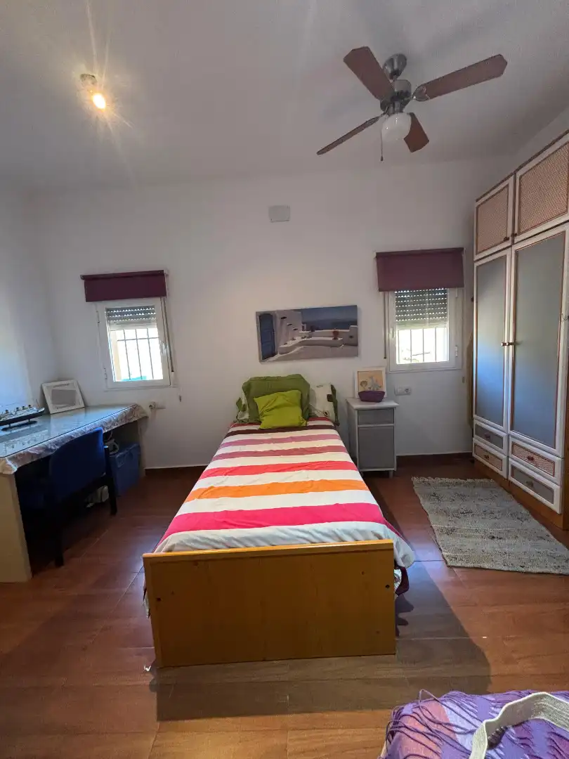 Habitación de Finca rústica en venta en Almensilla con Aire acondicionado, Jardín privado y Terraza