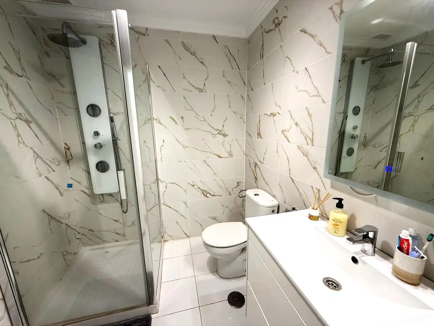 Badezimmer von Einfamilien-Reihenhaus zum Verkauf in Pájara mit Privatgarten, Terrasse und Möbliert