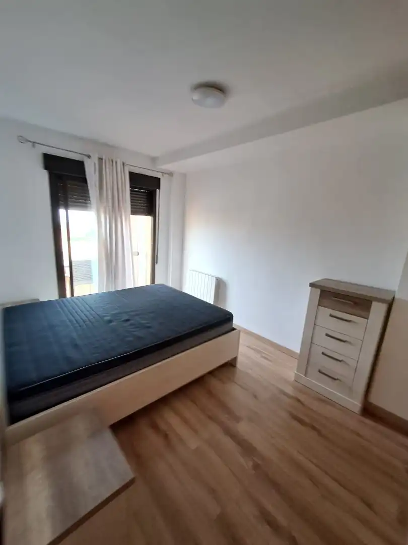 Dormitori de Apartament en venda en La Zubia amb Aire condicionat, Calefacció i Terrassa