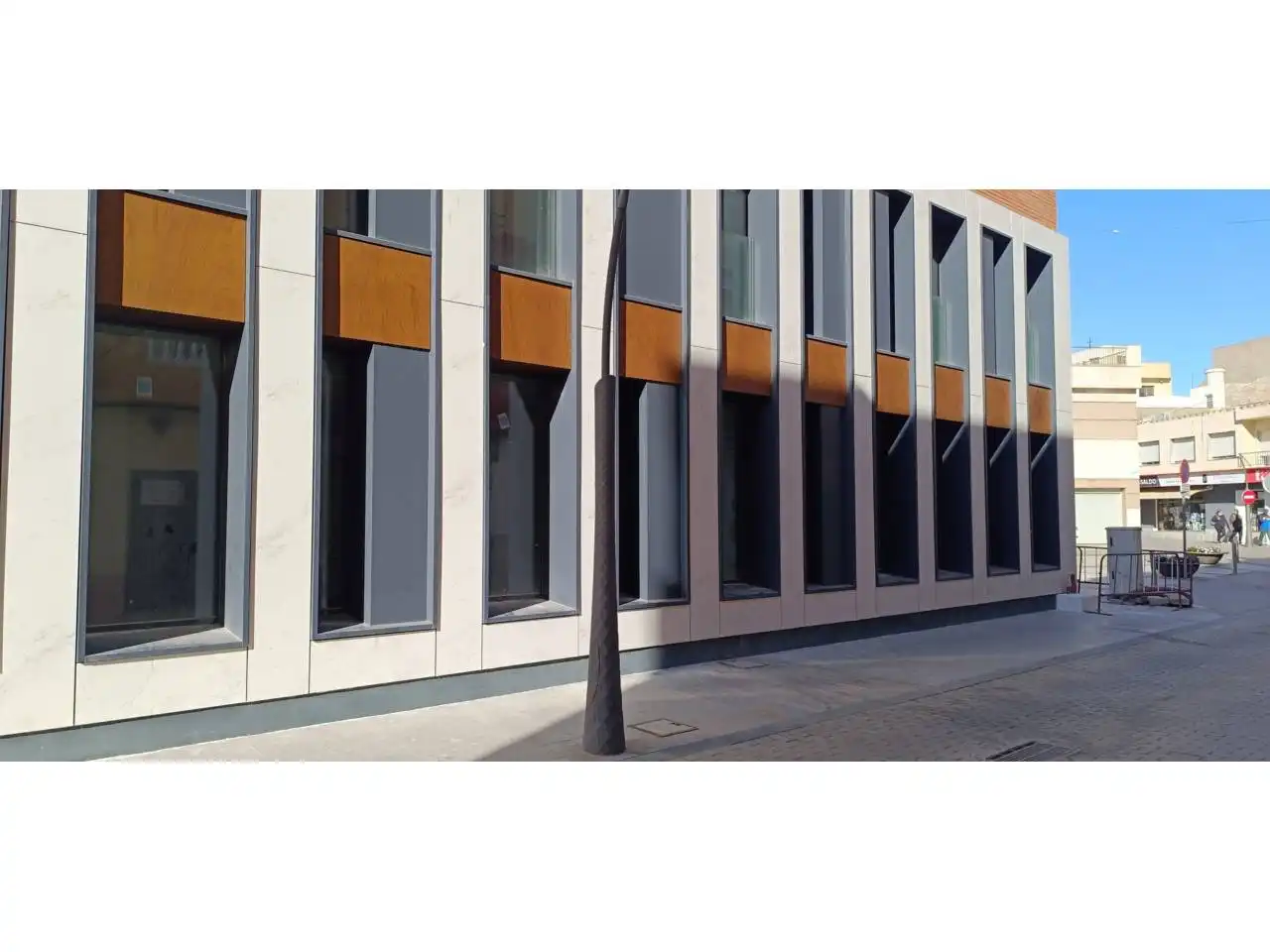 Local comercial en venta en Calle Julián Arcas Lacal, imagen 27