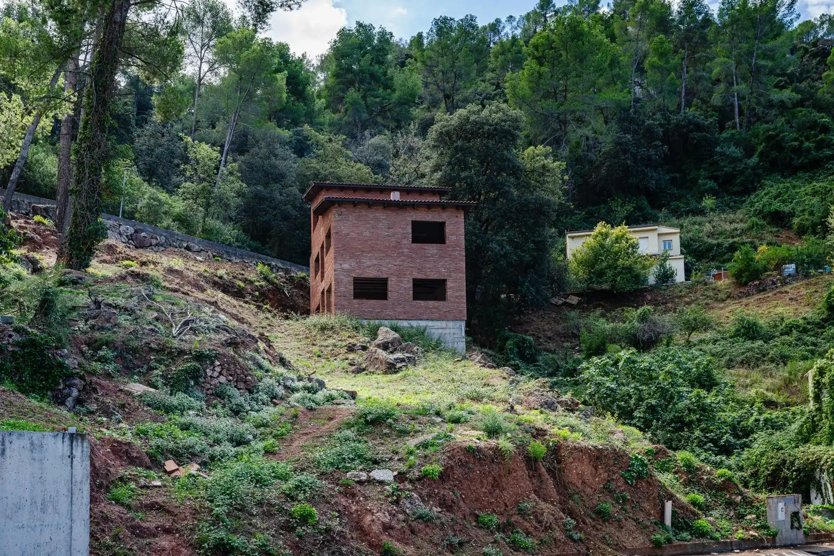 Außenansicht von Haus oder Chalet zum Verkauf in Corbera de Llobregat mit Privatgarten