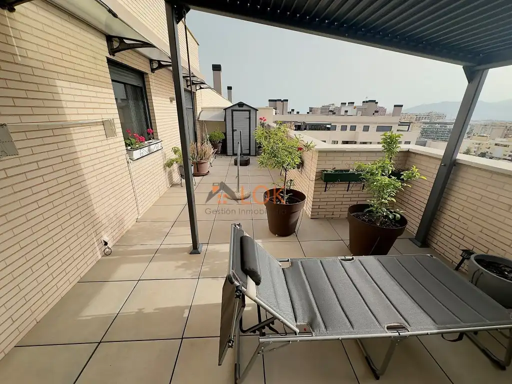 Terrasse von Dachboden zum Verkauf in Málaga