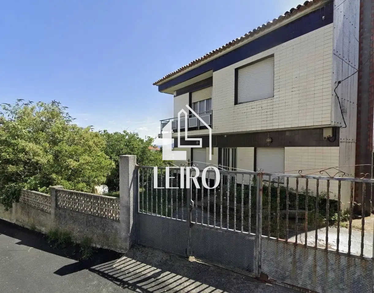 Vista exterior de Casa o chalet en venta en A Illa de Arousa  con Jardín privado