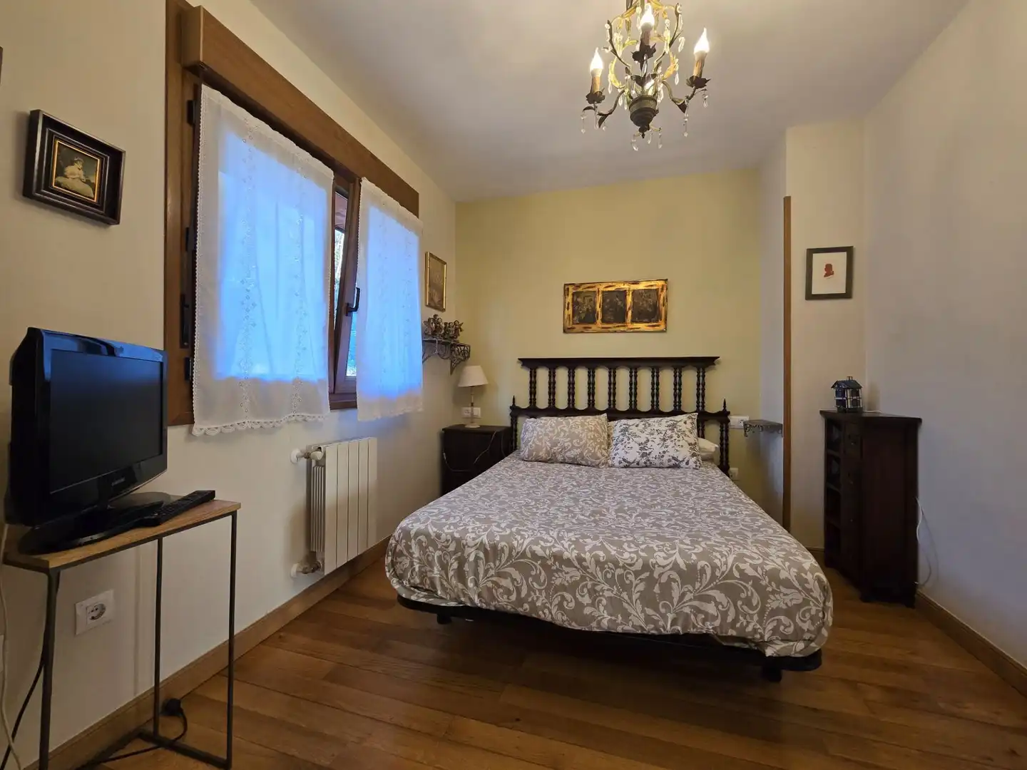 Habitación de Casa o chalet en venta en Llanes con Calefacción y Terraza