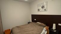 Bedroom of Flat for sale in  Zaragoza Capital  with Heating, Parquet flooring and Furnished