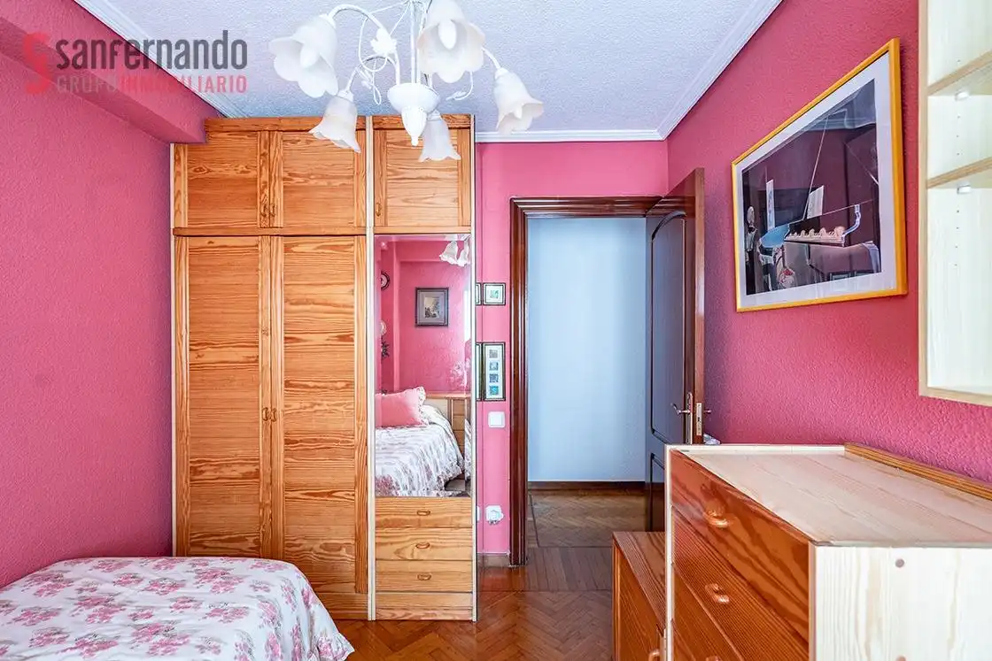 Habitación de Piso en venta en Santander con Calefacción y Trastero